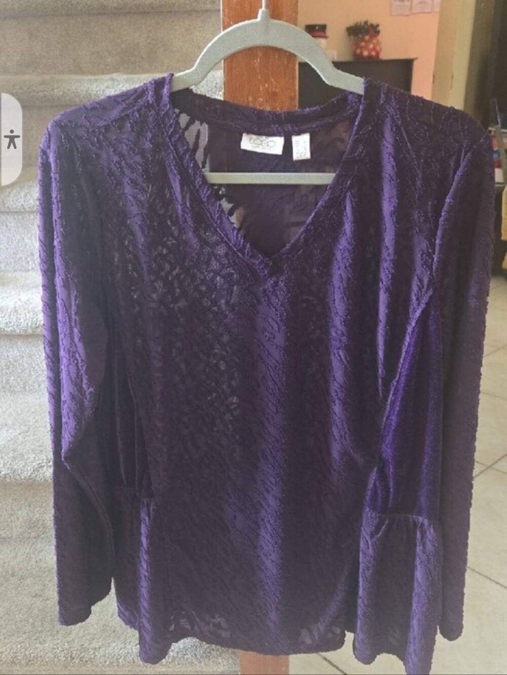 WEEKEND SALE! NWOT LOGO by Lori Goldstein Purple V-Neck Textured Long Sleeve Top